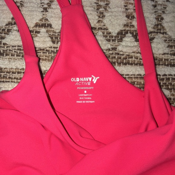 Old Navy Workout Top - Picture 3 of 4